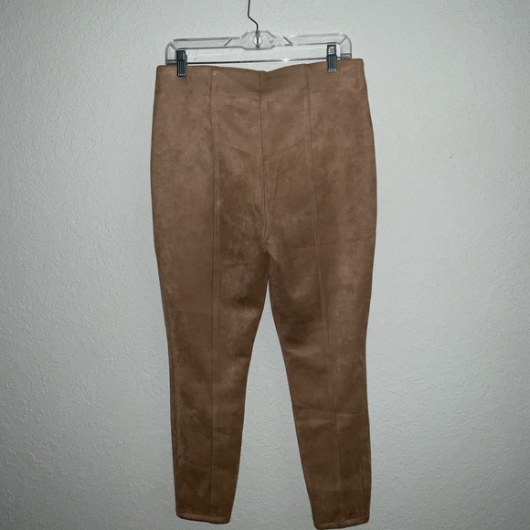 Chico’s Faux Suede Leggings High Waist Pull On Camel Women’s Sz 8R (Chico’s 1R) - Picture 2 of 10